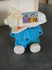 ancien jouet cadeau happymeal