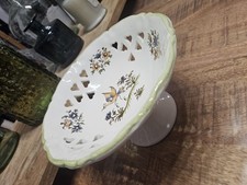 Coupe sur pied ajourée