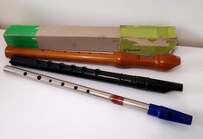 lot de 3 ancienne flûte pipeau Hohner konzert Génération british et Alain Michel