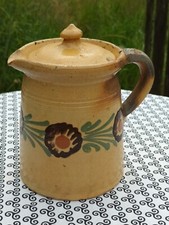 poterie ancien pichet à couvercle