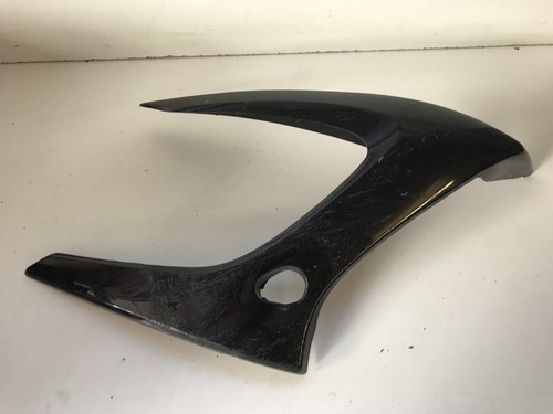 Cache droit carénage - droit,