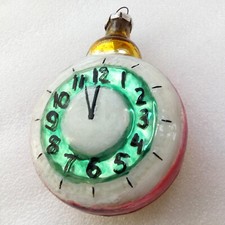 Unique énorme horloge