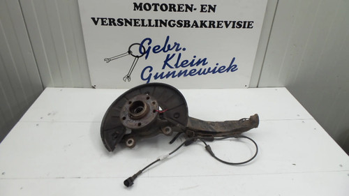 Fusee avant droite touareg - avant,