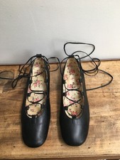 BALLERINES À LACETS CUIR NOIR, POINTURE 38