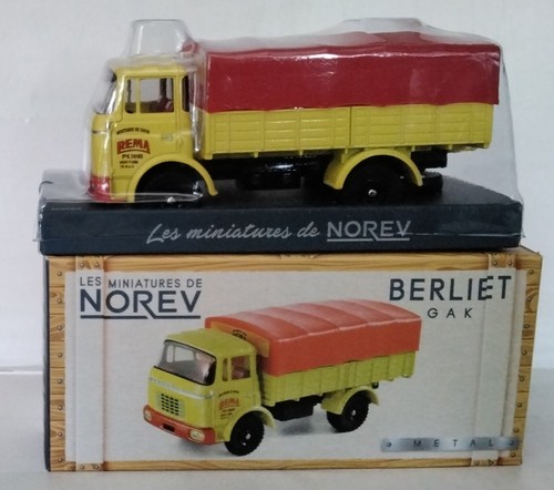 Berliet gak bâché moutarde - gak, "moutarde