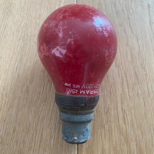 Lampe ampoule rouge - lampe,