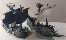 Lot anciens bateaux, pirate des Caraïbes, Black Pearl, Mega Blocks, électronique