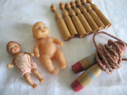 Minuscules poupons quilles et - quilles,
