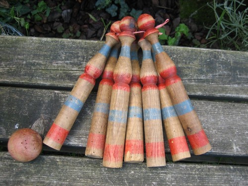 Ancien jeu quilles bois - en,