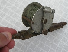 Ancien moulinet aluminium - en,