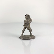 x1 BT6 Girl punk with Uzi