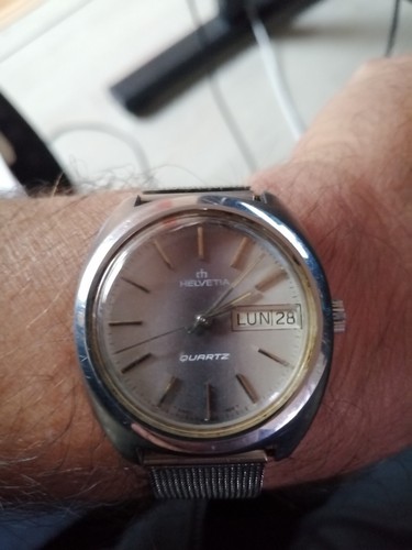 Montre swiss made - montre, de
