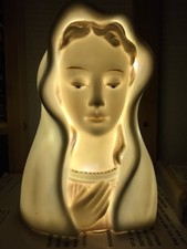 STATUETTE   ANCIENNE  / BUSTE DE LA VIERGE  EN PORCELAINE / BISCUIT