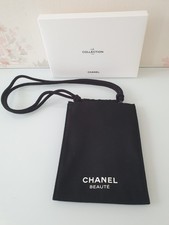LA COLLECTION CHANEL Pochette