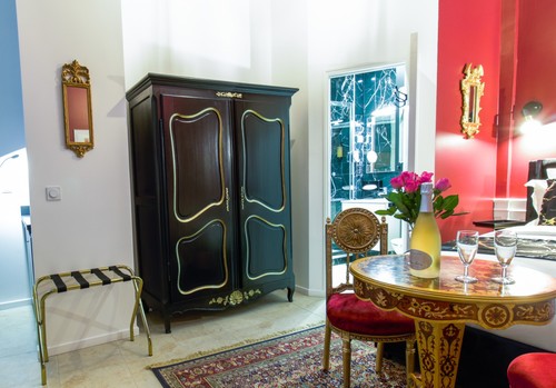Armoire ancienne patinée - armoire,