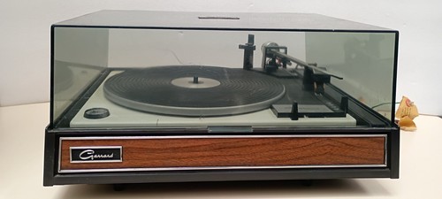 Garrard model turntable - garrard,