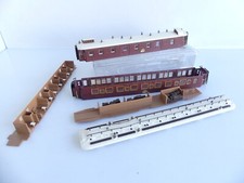 ALTAYA / TRIX CAISSES ET CHASSIS 1 FOURGON / 1 VOITURE TECK  + AMENAGEMENT