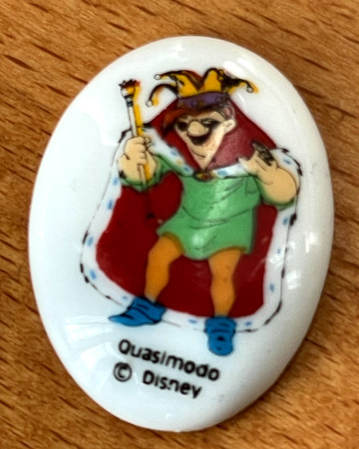 Fève quasimodo disney - fève,
