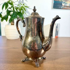 Verseuse ancienne en métal