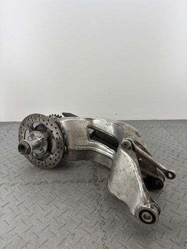 Bras oscillant arrière