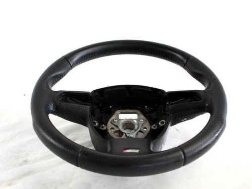 8r0419091gwul volant dans - volant, la