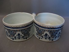  *1695  salière faience de rouen decor lambrequin 18/19eme siecle