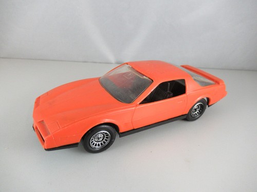 Strombecker plastic pontiac - plastic,