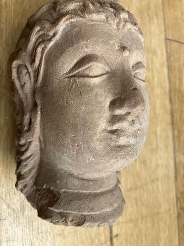 Tête bouddha style - de,