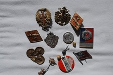 lot broche médaille insigne bouton militaire .....