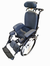 Fauteuil roulant VERMEIREN Serenys modèle LOTUS