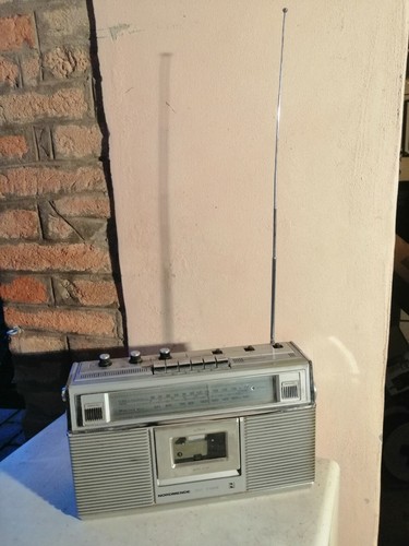 Boombox ghettoblaster radio - boombox,