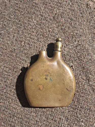 Briquet poilu forme de - en,