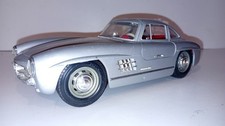 Mercedes 300 SL 1954 grise - Burago 1/18  Pour pièces ou rénovation Sans boite