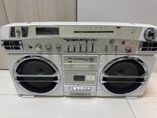 Grand lecteur cassette radio
