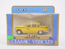 ERTL 1/43 Checker Classic