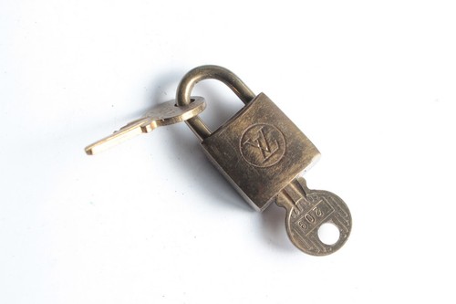 Cadenas louis vuitton - cadenas,