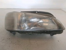 PHARE / OPTIQUE AVANT DROIT Peugeot 106 II 2000 6205P4