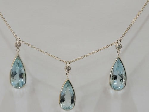 Yellow gold necklace with - 14,