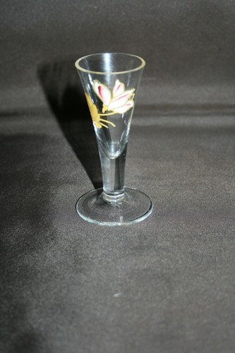 Verre émaillé pied à - émaillé,
