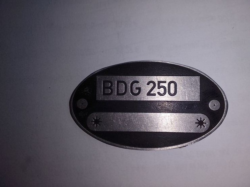 Plaque identification - plaque, d'identification