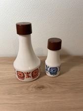 Ancien vinaigrier Et Salière publicitaire MOBIL Fleur Arcopal vintage années 70'