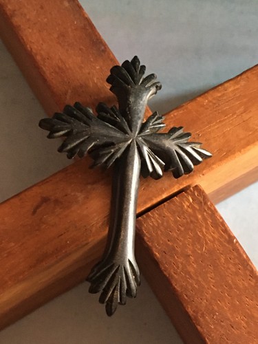 Ancienne broche croix bois - croix, en