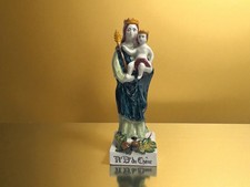 Vierge à l’enfant statue