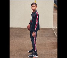 JORDAN | Kids Black Zip Up Jacket Size S
