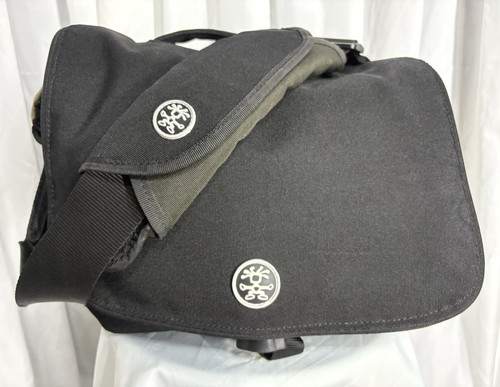 Crumpler six million - six, dollar