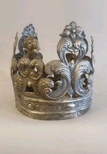Ancienne Couronne Sculptee