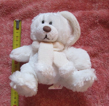 Doudou Peluche NOUNORS BLANC avec son beret et son écharpe - H.17cm