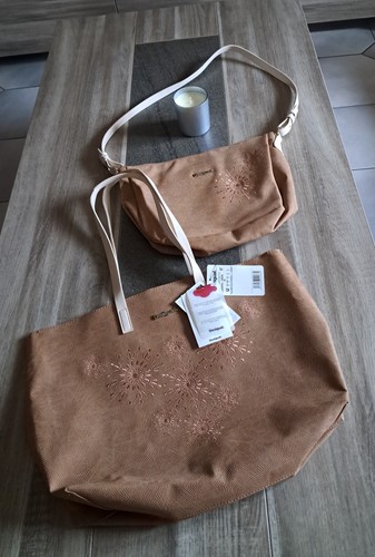 Sacs desigual neuf - 2,