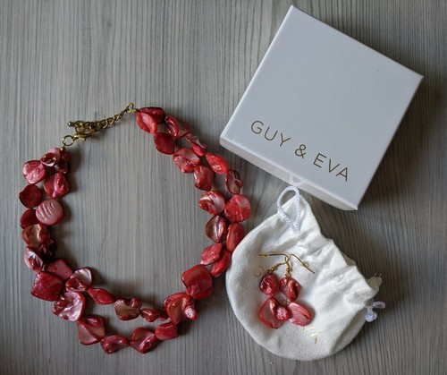 Guy and eva - guy, necklace