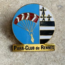Pin’s Para-Club De Rennes